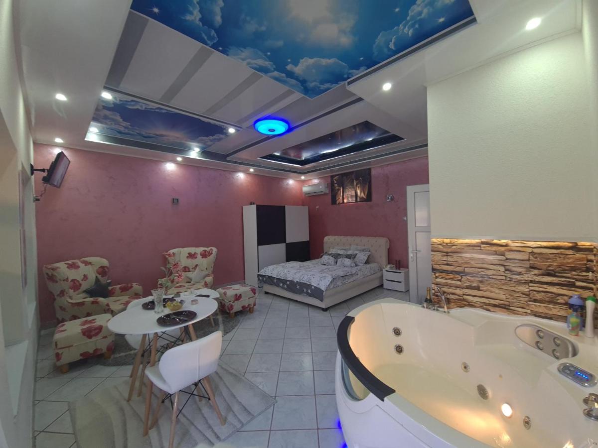 Apartman -Harmony- Парачин Екстериор снимка