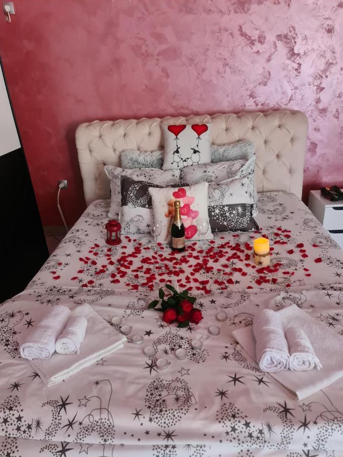 Apartman -Harmony- Парачин Екстериор снимка